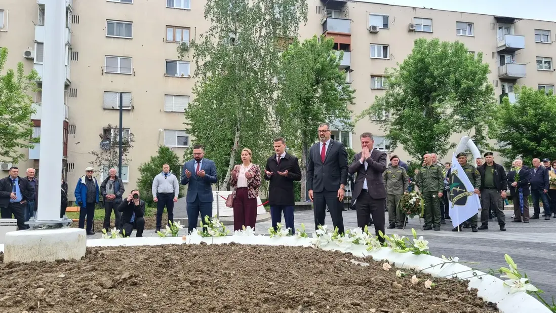 Delegacija Vlade Tuzlanskog kantona obilježila Dan odbrane Tuzle